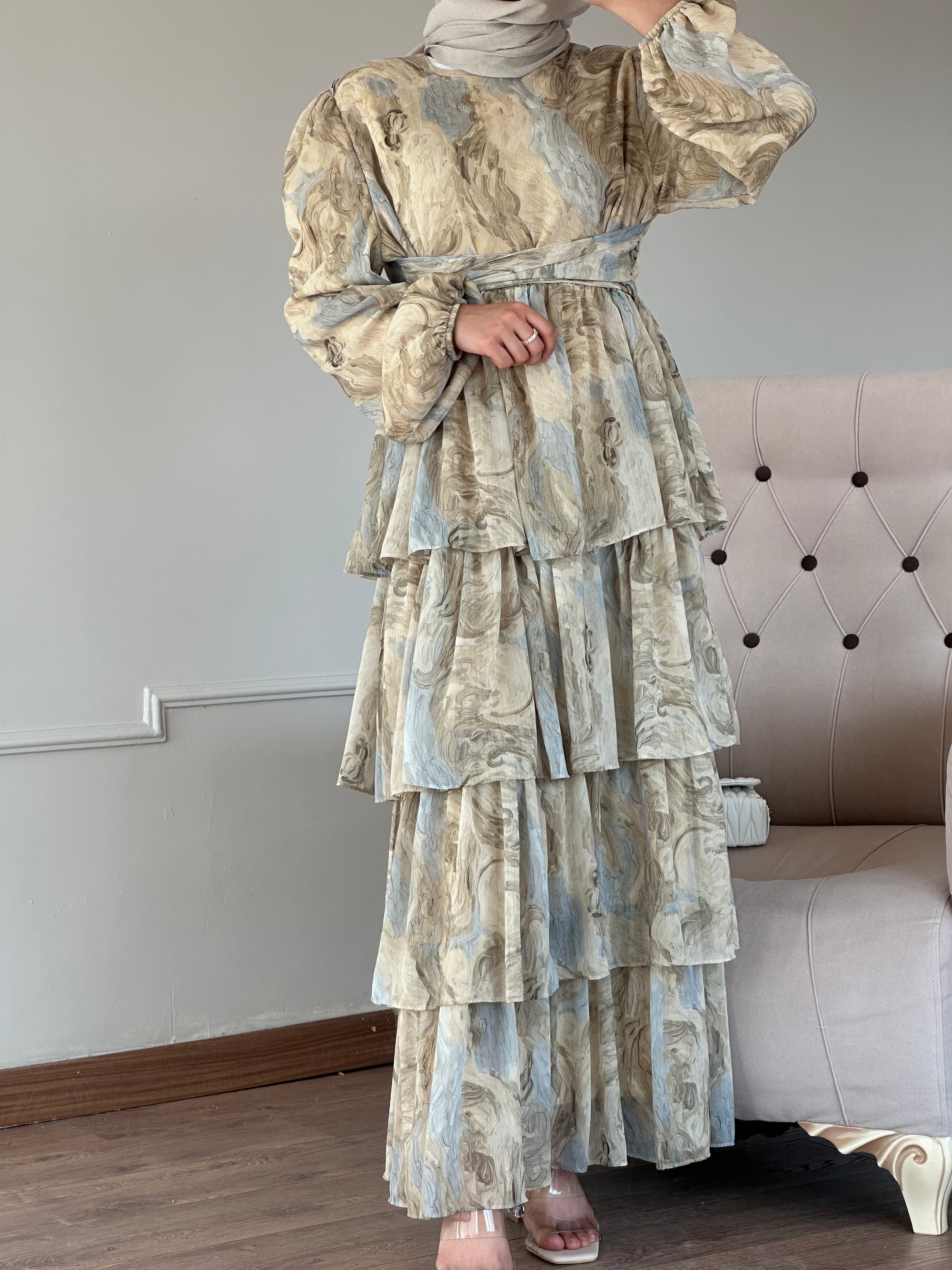Flora Katlı Fırfırlı Şifon Elbise